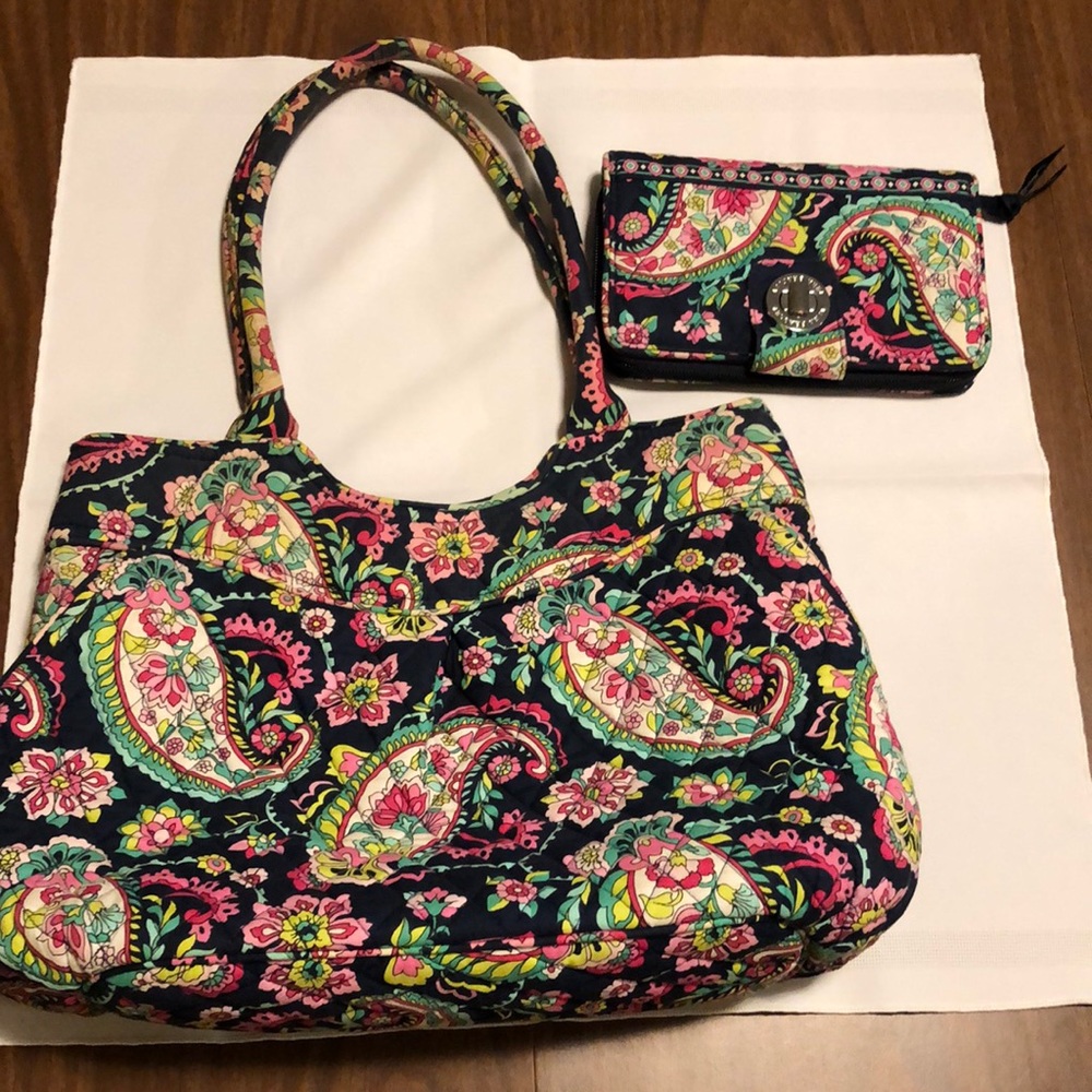 Vera Bradley floral print bag & wallet w pockets